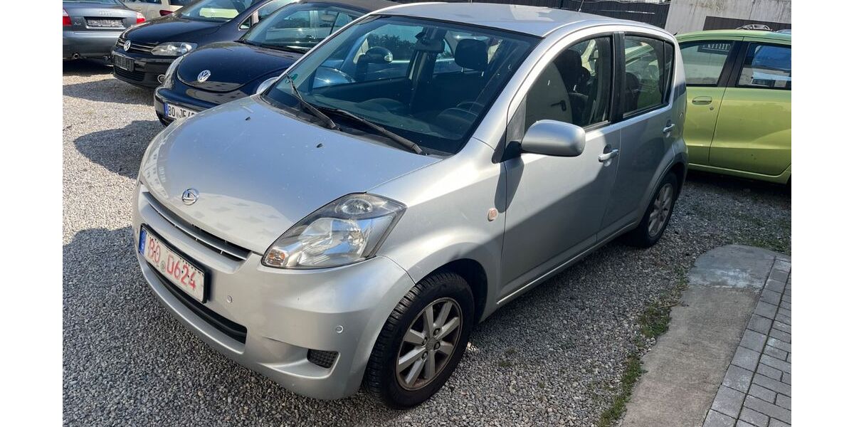 Daihatsu Sirion 145.000 km 2.600 &euro; Bochum 44795