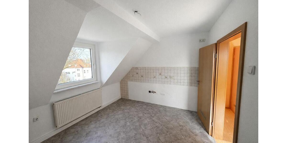 Dachgeschoßwohnung Bochum Bochum-Mitte - 2 Zimmer, 50 m&sup2;, 370&euro; | Angebot:25757009