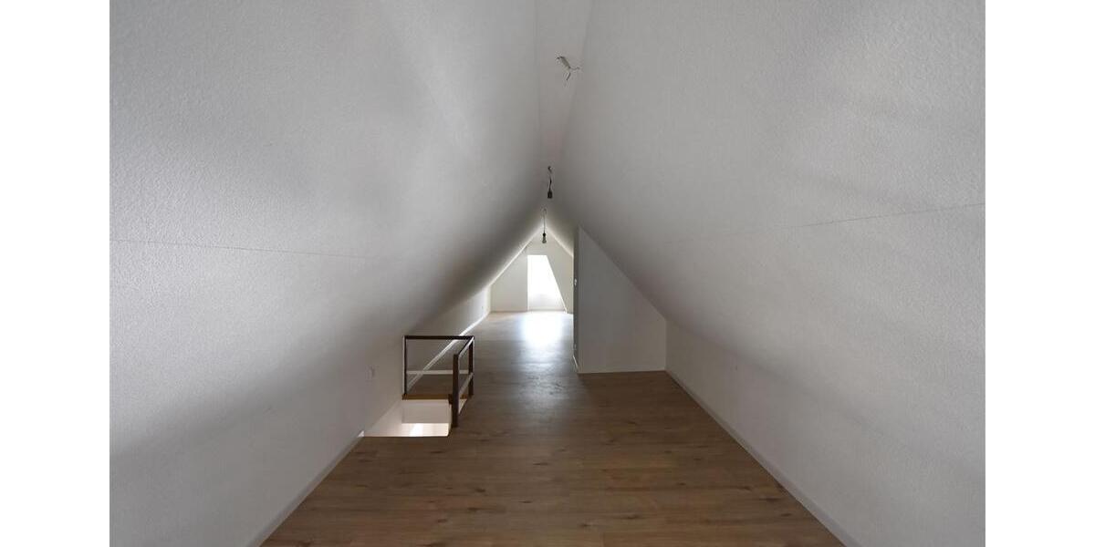 PROVISIONSFREI! Vermietete 3-Zi-Maisonette-Whg mit hochwertiger Ausstattung 3 zimmer