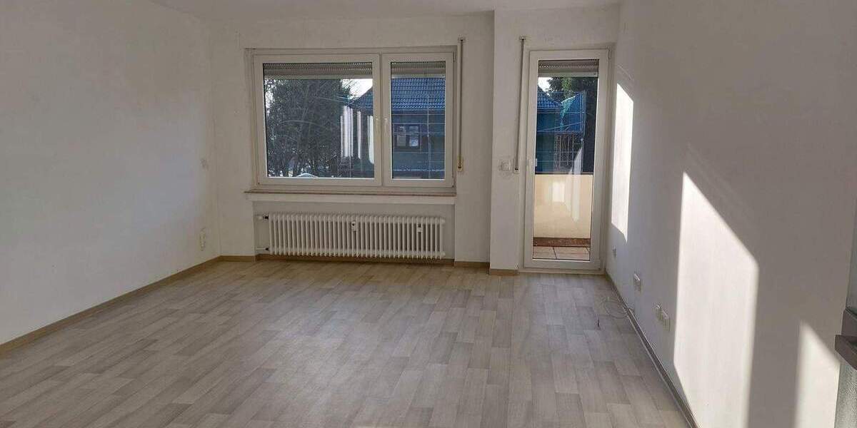 Gemütliche 3,5 Zimmer Wohnung mit Balkon, Wannenbad und GWC! 3 zimmer
