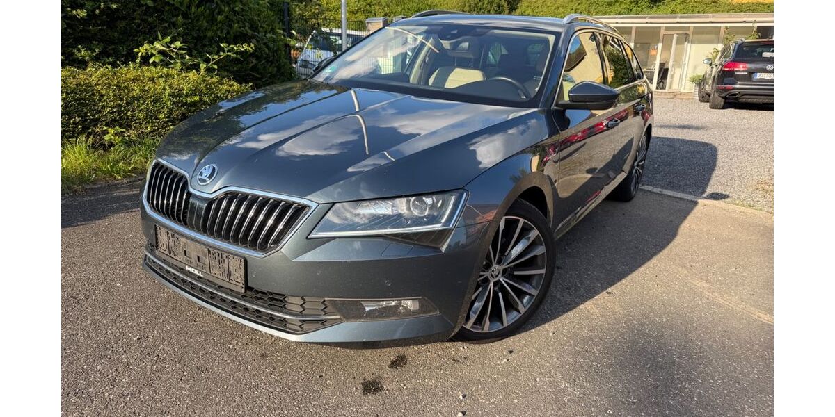 Skoda Superb 182.000 km 14.990 &euro; Schwerte 58239