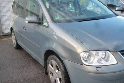 VW Touran 222.000 km 950 &euro; Bottrop 46238