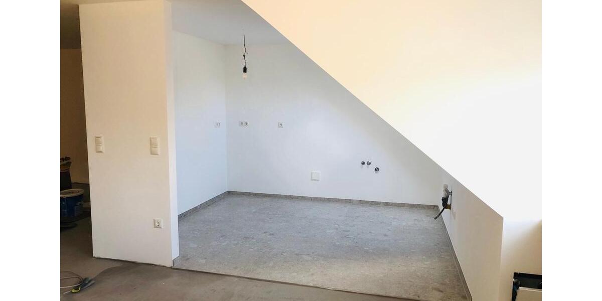 Dachgeschoßwohnung Dortmund Eving - 4 Zimmer, 115 m&sup2;, 1.100&euro; | Angebot:27580153