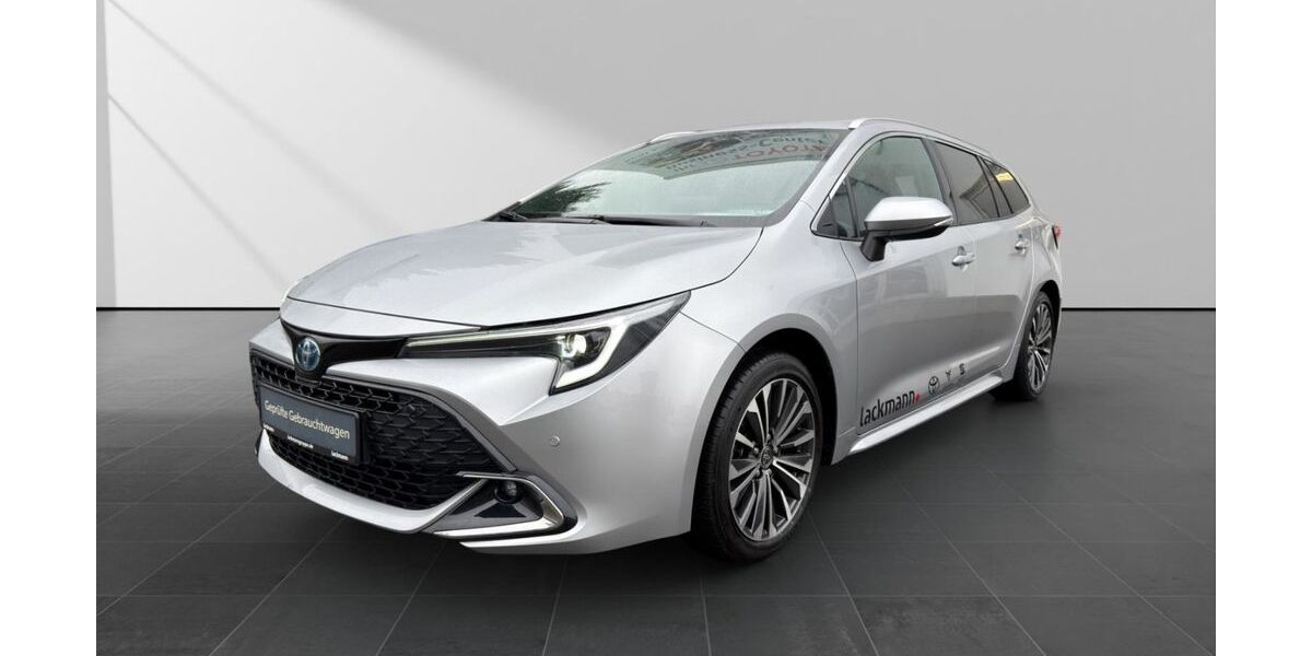 Toyota Corolla 5.500 km 29.989 &euro; Velbert 42549