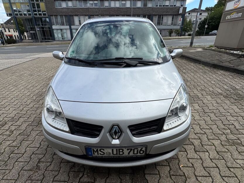Renault Scenic 220.000 km 1.400 € Essen 45133