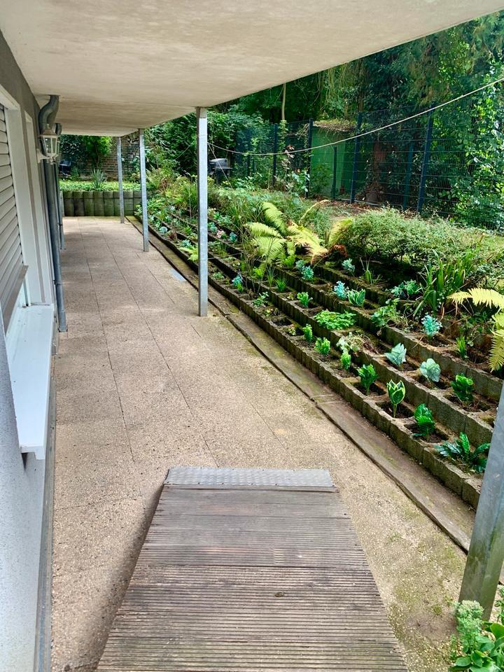 Terrassenwohnung mit einem KinderZimmer und Wohnküche