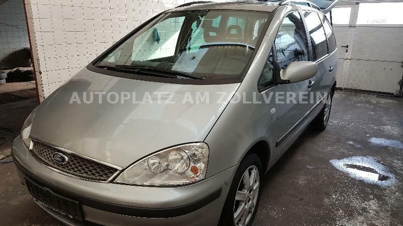 Ford Galaxy 240.000 km 2.900 € ESSEN 45326