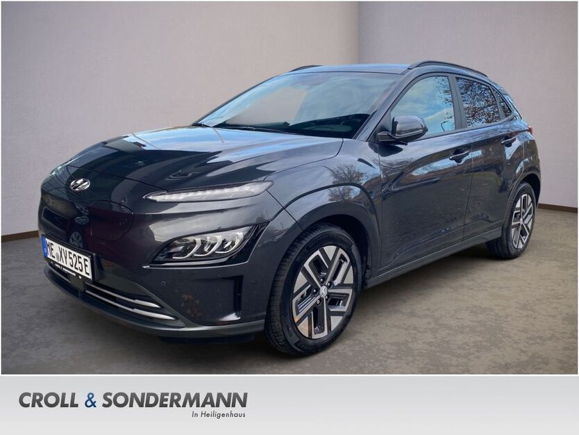 Hyundai KONA 13.500 km 27.490 € Velbert 42555