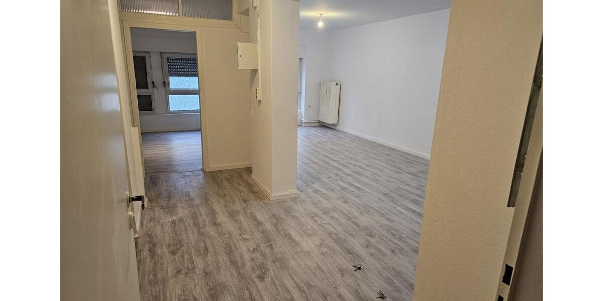 Büro Praxis im EG & WOHNEN im hinteren Trakt o.1.OG barierefrei zimmer