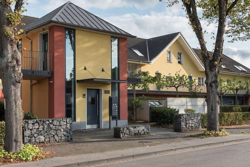 Wohnung zum Mieten in Duisburg 800 € 99.83 m² 4 zimmer
