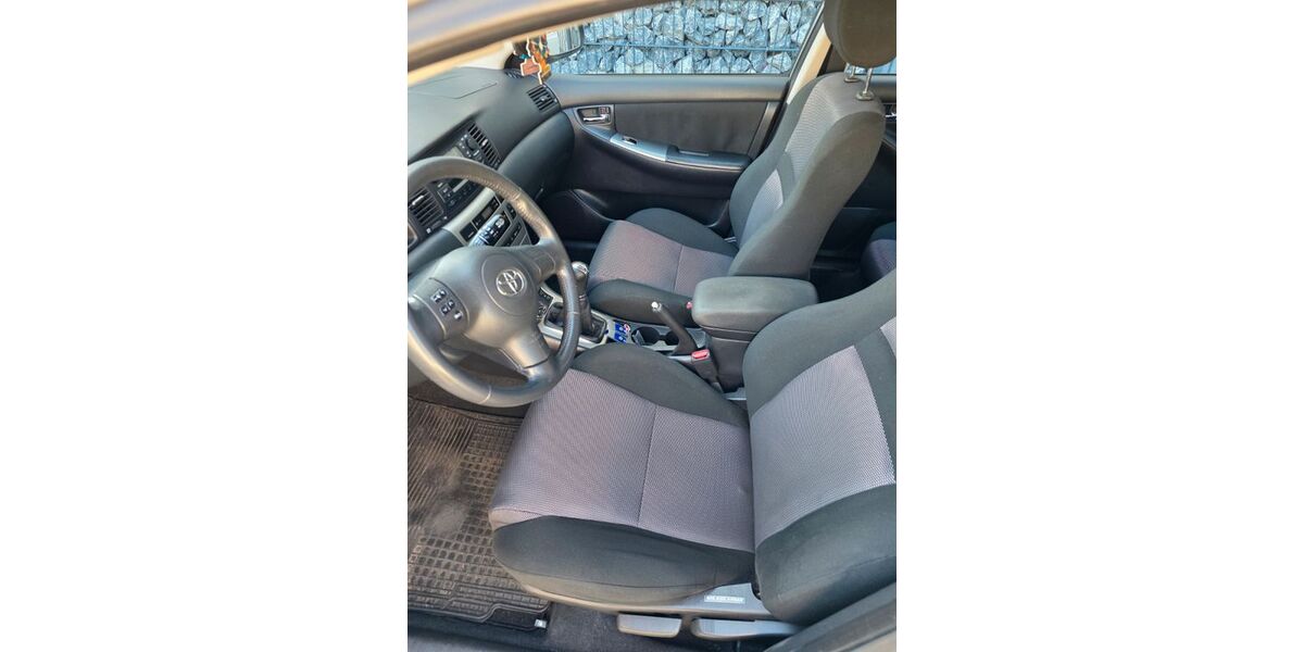 Toyota Corolla 233.050 km 3.000 &euro; Herne 44628