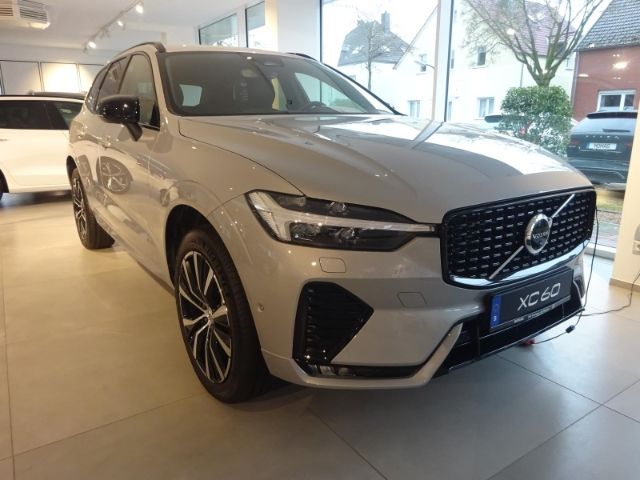 Volvo XC60 24.900 km 45.450 € Recklinghausen 45659