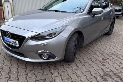 Mazda 3 89.000 km 14.450 &euro; Bottrop 46240