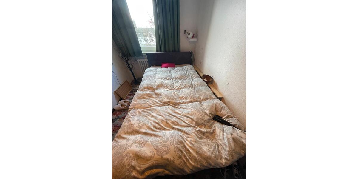 Einfamilienhaus Mülheim an der Ruhr - 2 Zimmer, 38 m&sup2;, 400&euro; | Angebot:25649461