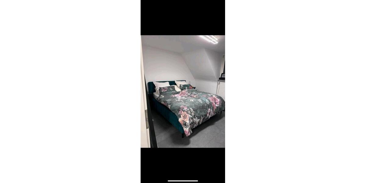 Dachgeschoßwohnung Bochum Eppendorf - 4 Zimmer, 80 m&sup2;, 173.000&euro; | Angebot:27525106