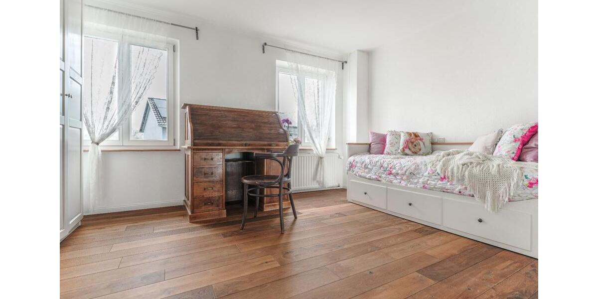 Doppelhaushälfte Essen Stadtbezirk VIII - 4 Zimmer, 127 m&sup2;, 2.150&euro; | Angebot:25657664