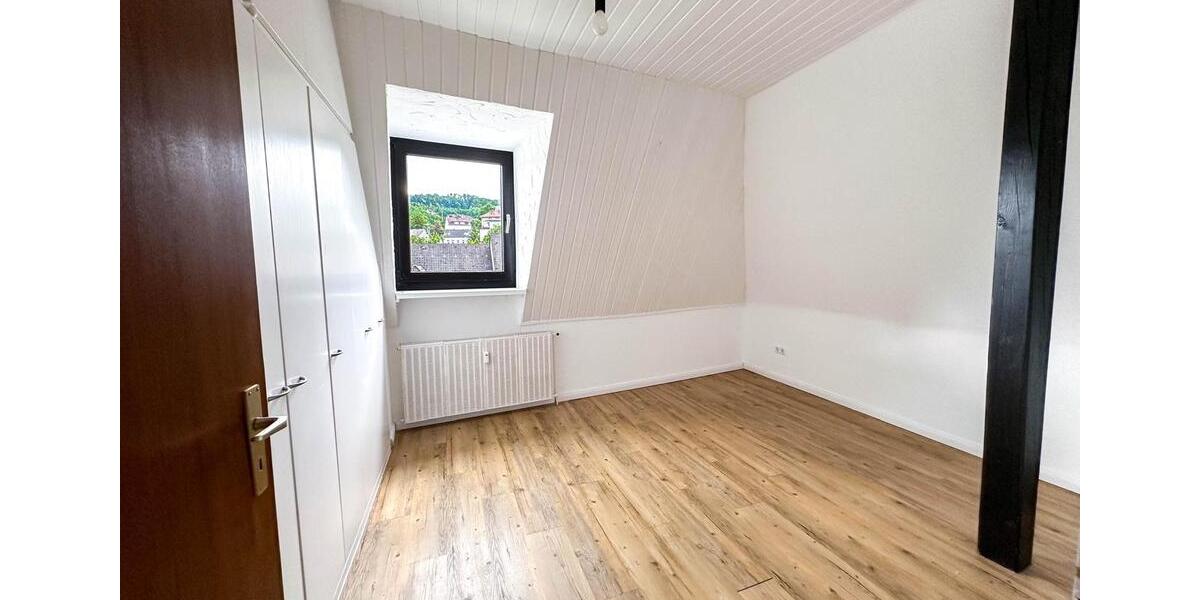 Maisonettenwohnung Hagen Hohenlimburg - 3.5 Zimmer, 116 m&sup2;, 870&euro; | Angebot:27593405
