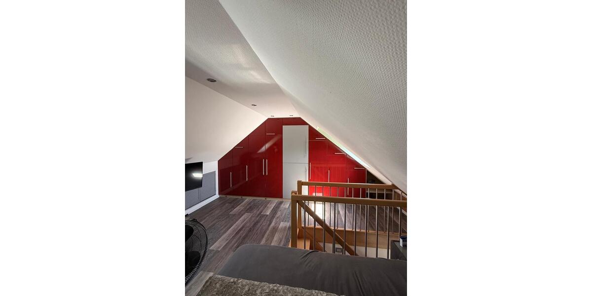 Dachgeschoßwohnung Schwerte - 6 Zimmer, 118 m&sup2;, 295.000&euro; | Angebot:27228319