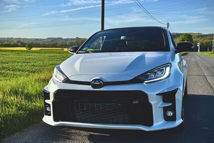 Toyota Yaris 46.000 km 34.900 &euro; Gladbeck 45964