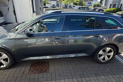 Skoda Superb 69.000 km 21.970 &euro; Schwerte 58239
