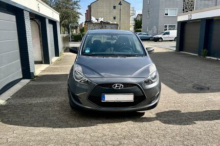 Hyundai ix20 118.000 km 5.250 &euro; Oberhausen 46047