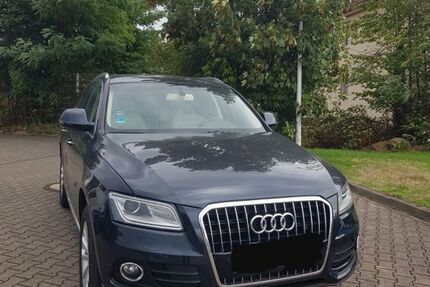 Audi Q5 87.000 km 14.600 &euro; Recklinghausen 45661