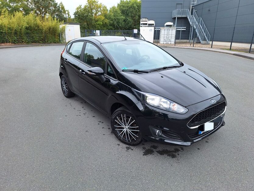 Ford Fiesta 44.000 km 8.950 € Kamen 59174