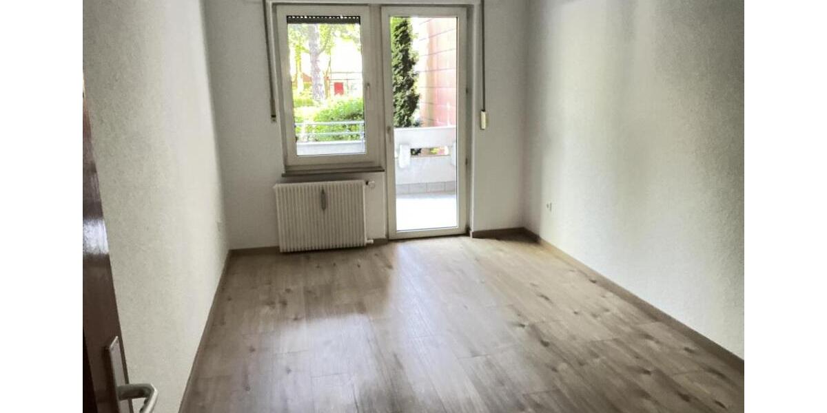 Erdgeschoßwohnung Gladbeck Alt-Rentfort - 3.5 Zimmer, 81 m&sup2;, 599&euro; | Angebot:26677819