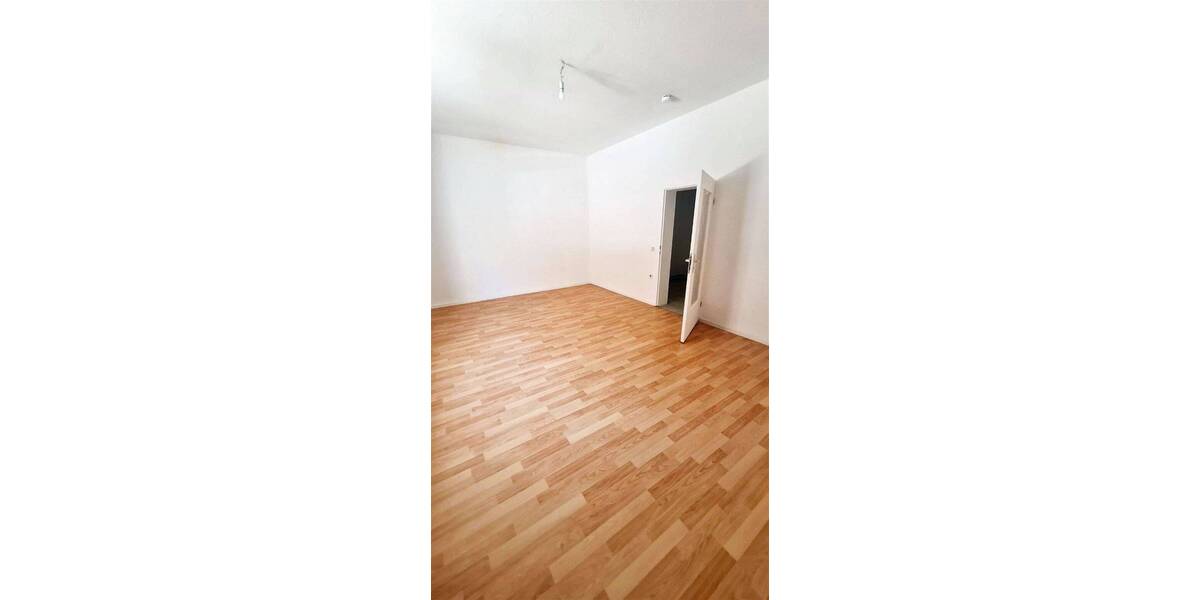 Etagenwohnung Oberhausen Altstadt-Mitte - 3 Zimmer, 65 m&sup2;, 495&euro; | Angebot:26733141