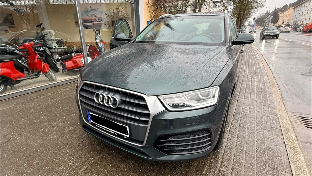 Audi Q3 99.000 km 14.999 &euro; Wuppertal 42115