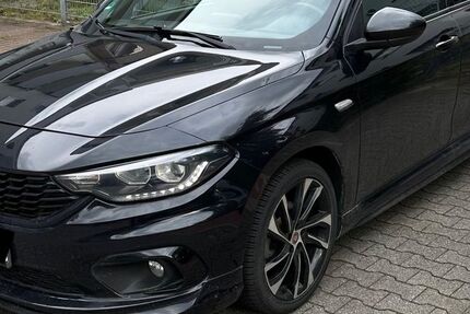 Fiat Tipo 53.000 km 13.000 € Dortmund 44379