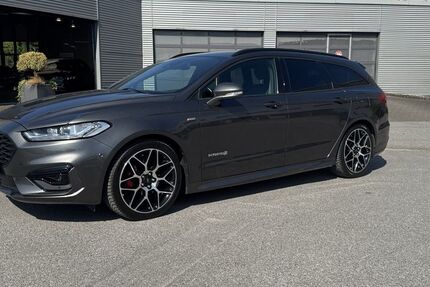 Ford Mondeo 79.064 km 17.975 &euro; Oberhausen 46149