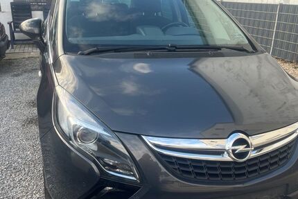 Opel Zafira 140.000 km 11.600 € Bochum 44795