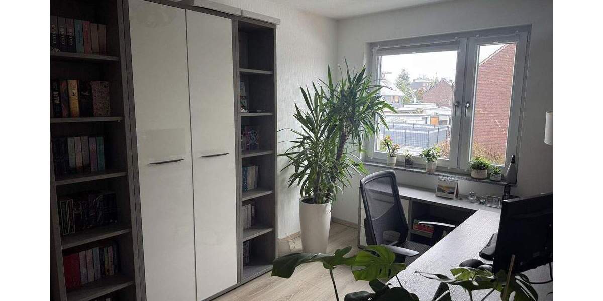 Etagenwohnung Oberhausen Klosterhardt-Nord - 3 Zimmer, 96 m&sup2;, 359.000&euro; | Angebot:24711885