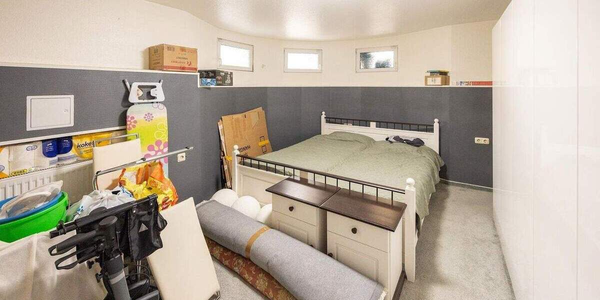 Wohnen in der Gartenstadt mit schönem Garten, Palmen, Garage 6 zimmer