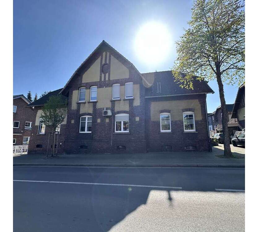 Haus zum Kaufen in Bottrop 174.500 € 84 m²