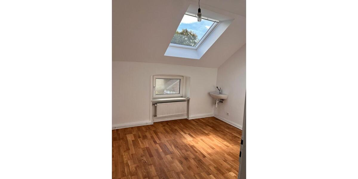 Maisonettenwohnung Schwelm - 5 Zimmer, 160 m&sup2;, 1.500&euro; | Angebot:27577139