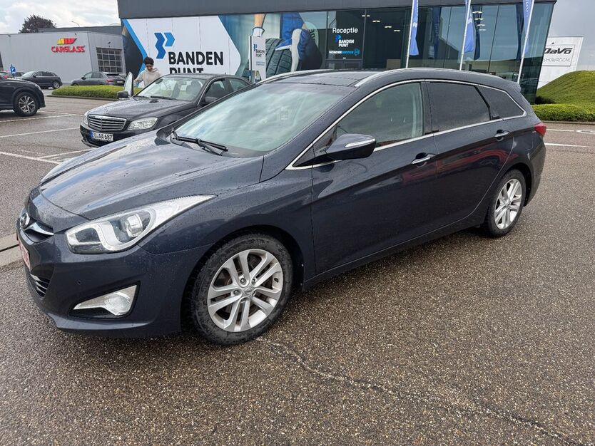 Hyundai i40 199.000 km 4.999 € dortmund 44369