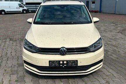 VW Touran 91.652 km 22.999 &euro; Bottrop 46238