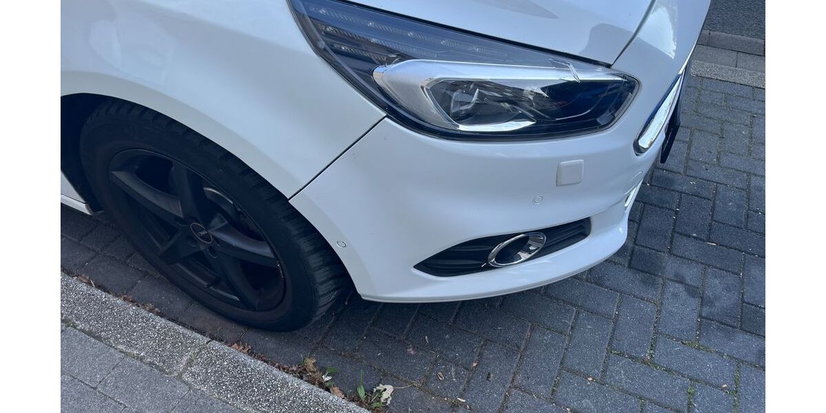 Ford S-Max 247.500 km 8.800 &euro; Mülheim an der Ruhr 45476
