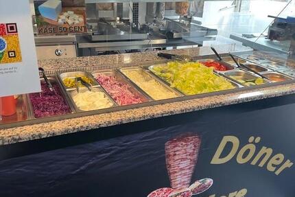 Döner und Pizza Laden zimmer