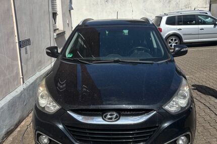 Hyundai ix35 325.316 km 3.900 &euro; Essen 45329