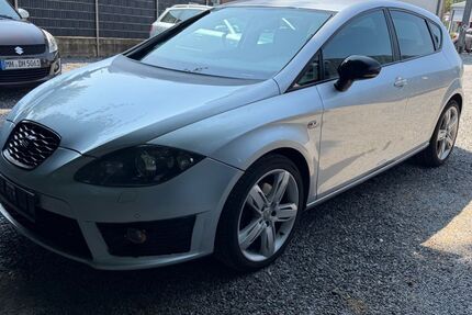 Seat Leon 190.000 km 3.990 &euro; Schwelm 58332
