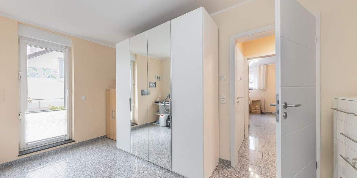 Etagenwohnung Hagen Haspe - 3 Zimmer, 83 m&sup2;, 240.000&euro; | Angebot:25666613