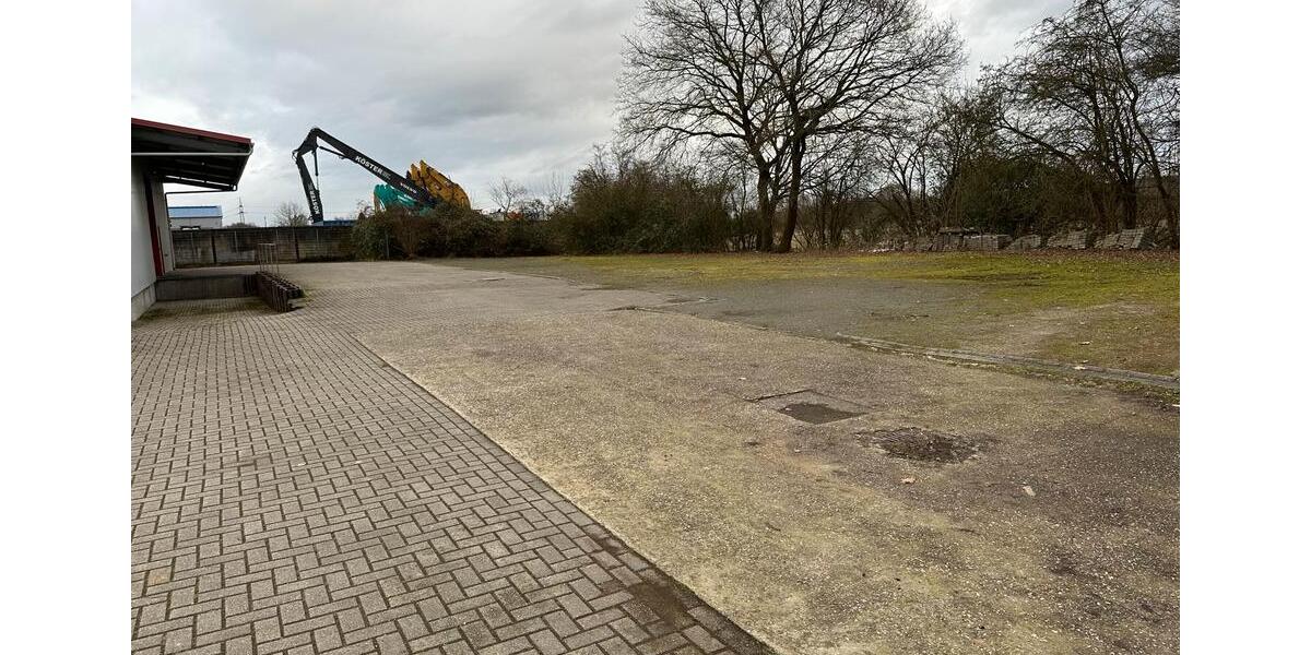 Gewerbehalle mit Büros zu vermieten zimmer