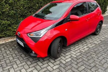 Toyota Aygo (X) 21.500 km 8.800 &euro; Hagen 58093