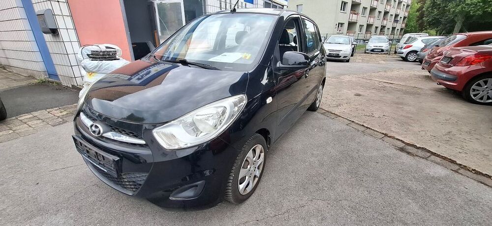 i10