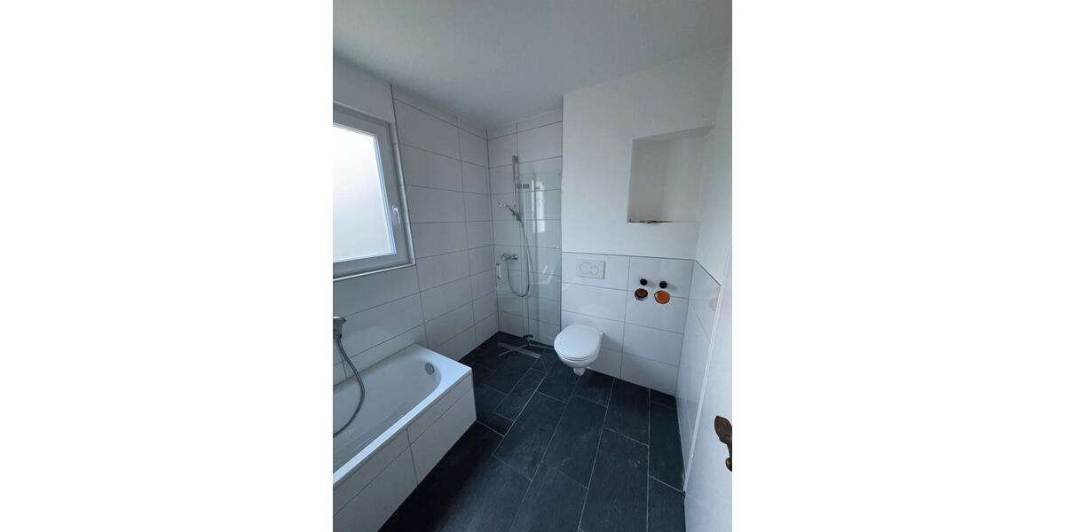 Etagenwohnung Gelsenkirchen Gelsenkirchen-Nord - 1 Zimmer, 100 m&sup2;, 900&euro; | Angebot:25656524