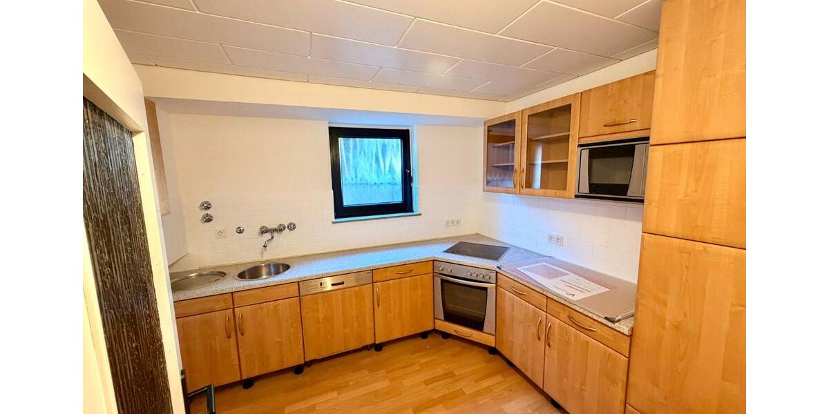 Wunderschöne, frisch renovierte Souterrain-Wohnung in Top-Lage 2 zimmer