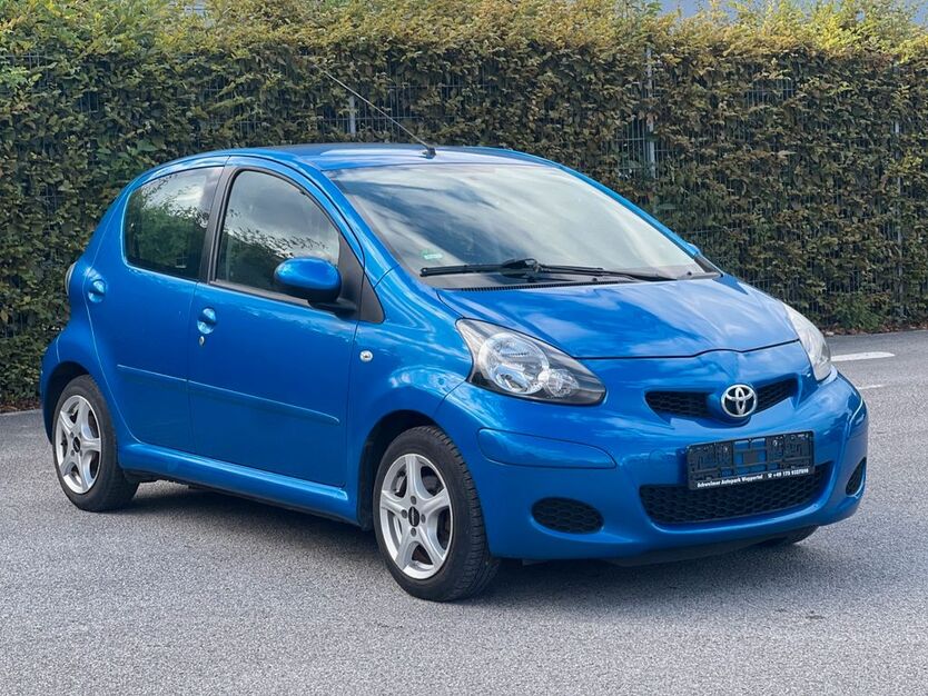 Toyota Aygo (X) 133.009 km 3.999 € Wuppertal 42389